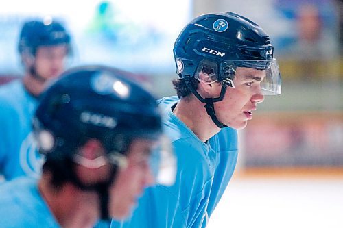 MIKAELA MACKENZIE / WINNIPEG FREE PRESS

Ty Naaykens at the Steinbach Pistons MJHL training camp at the TG Smith Centre in Steinbach on Tuesday, Sept. 22, 2020.  For Mike Sawatzky story.

Winnipeg Free Press 2020