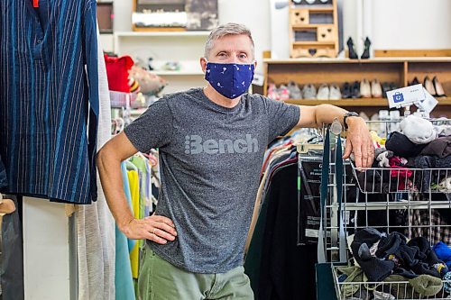 MIKAELA MACKENZIE / WINNIPEG FREE PRESS

Karl Langelotz, manager of the MCC thrift store on Selkirk avenue in Winnipeg on Tuesday, Sept. 22, 2020.  For Frances Koncan story.

Winnipeg Free Press 2020