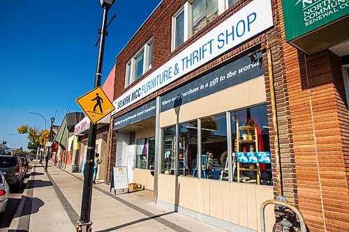 MIKAELA MACKENZIE / WINNIPEG FREE PRESS

The MCC thrift store on Selkirk avenue in Winnipeg on Tuesday, Sept. 22, 2020.  For Frances Koncan story.

Winnipeg Free Press 2020