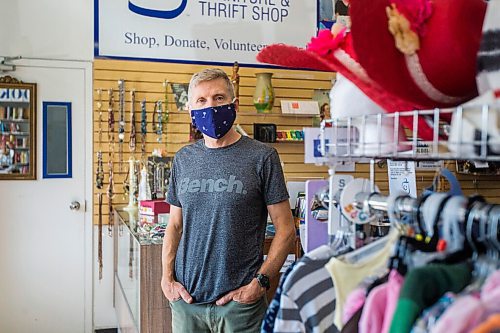 MIKAELA MACKENZIE / WINNIPEG FREE PRESS

Karl Langelotz, manager of the MCC thrift store on Selkirk avenue in Winnipeg on Tuesday, Sept. 22, 2020.  For Frances Koncan story.

Winnipeg Free Press 2020