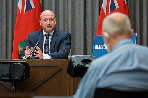 MIKE DEAL / WINNIPEG FREE PRESS
Dr. Brent Roussin, chief provincial public health officer, during COVID-19 update #200, announces that the Winnipeg Metropolitan Region will be going to the Pandemic Response System level, Restricted (Orange), on Monday, September 28.
200925 - Friday, September 25, 2020.