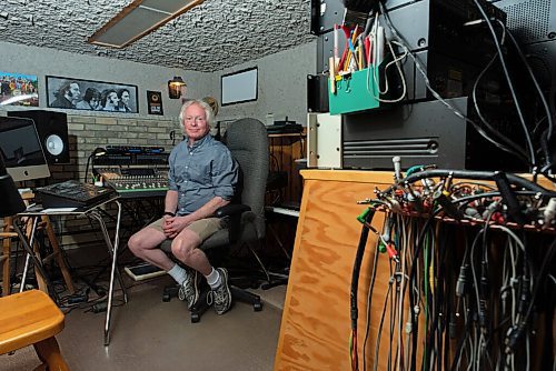 JESSE BOILY  / WINNIPEG FREE PRESS
Dan Donahue, a music producer and folk musician of the '70s, stops for a photo in his home studio on Friday. Friday, Sept. 25, 2020.
Reporter: Dave Sanderson