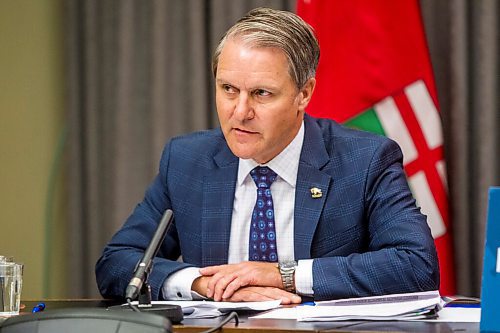 MIKAELA MACKENZIE / WINNIPEG FREE PRESS

Health, seniors, and active living minister Cameron Friesen speaks to the media at the Manitoba Legislative Building in Winnipeg on Monday, Sept. 28, 2020. For Carol Sanders story.

Winnipeg Free Press 2020