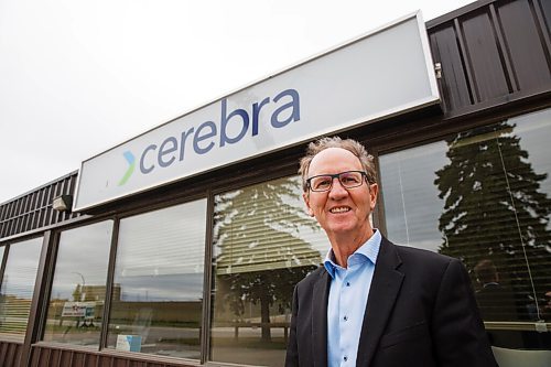 MIKE DEAL / WINNIPEG FREE PRESS
Earl Gardiner chairman of Cerebra Health outside the offices at 1470 Willson Place.
The Winnipeg Ventilator which was fast-tracked into development using a prototype developed in Winnipeg by U of M scientist Magdy Younes about 30 years ago, has just received Health Canada approval and the first 7,500 are now in production at a Toronto facility.
200928 - Monday, September 28, 2020.