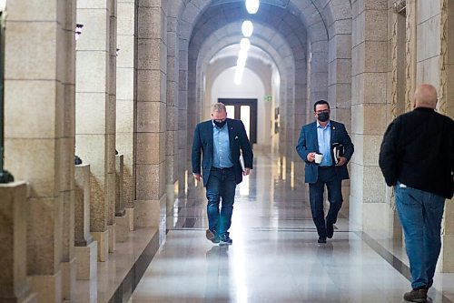 MIKAELA MACKENZIE / WINNIPEG FREE PRESS

Minister of finance Scott Fielding (left) and minister of crown services Jeff Wharton wear masks while walking through the halls at the Manitoba Legislative Building in Winnipeg on Monday, Sept. 28, 2020.

Winnipeg Free Press 2020