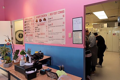 JESSE BOILY  / WINNIPEG FREE PRESS
Interior of the Red Foot Kitchen on Monday. Monday, Sept. 28, 2020.
Reporter: Alison Gillmor