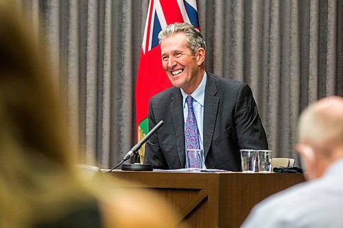 MIKAELA MACKENZIE / WINNIPEG FREE PRESS

Premier Brian Pallister speaks to the media at the Manitoba Legislative Building in Winnipeg on Tuesday, Sept. 29, 2020.  For Larry Kusch story.

Winnipeg Free Press 2020