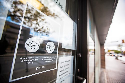 MIKAELA MACKENZIE / WINNIPEG FREE PRESS

Mandatory mask signage on storefronts downtown in Winnipeg on Wednesday, Sept. 30, 2020. 

Winnipeg Free Press 2020