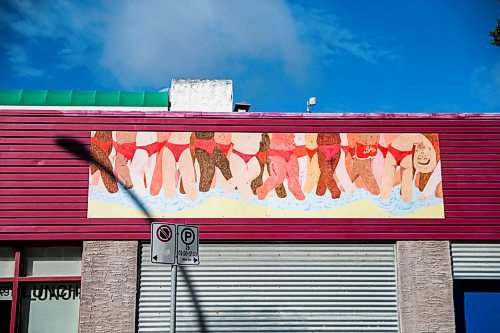 MIKAELA MACKENZIE / WINNIPEG FREE PRESS

Chase Martin's scanned and enlarged pencil crayon mural on Broadway in Winnipeg on Thursday, Oct. 1, 2020. "I wanted to bring a bit of beach life into the city," says Martin. 

Winnipeg Free Press 2020