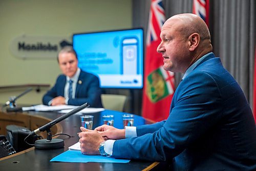 MIKAELA MACKENZIE / WINNIPEG FREE PRESS

Dr. Brent Roussin, Manitoba's chief public health officer, speaks to the media at the Manitoba Legislative Building in Winnipeg on Thursday, Oct. 1, 2020. For Carol Sanders story.

Winnipeg Free Press 2020