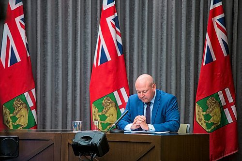 MIKAELA MACKENZIE / WINNIPEG FREE PRESS

Dr. Brent Roussin, Manitoba's chief public health officer, speaks to the media at the Manitoba Legislative Building in Winnipeg on Thursday, Oct. 1, 2020. For Carol Sanders story.

Winnipeg Free Press 2020