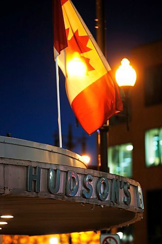 JOHN WOODS / WINNIPEG FREE PRESS
Hudsons Bay Portage Avenue store in Winnipeg photographed Thursday, October 1, 2020. 

Reporter: ?