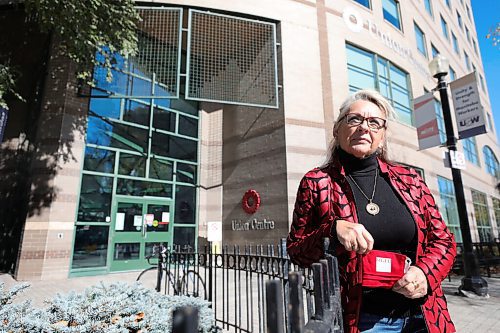 RUTH BONNEVILLE / WINNIPEG FREE PRESS

 LOCAL -MGEU - Mask enforcement

Photo of Michelle Gawronsky, MGEU President  at the Union Centre on Broadway. 


Oct 2nd,  2020