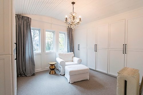 MIKAELA MACKENZIE / WINNIPEG FREE PRESS

The master bedroom walk-in closet at 225 Yale Avenue in Crescentwood in Winnipeg on Monday, Oct. 5, 2020. For Todd story.

Winnipeg Free Press 2020