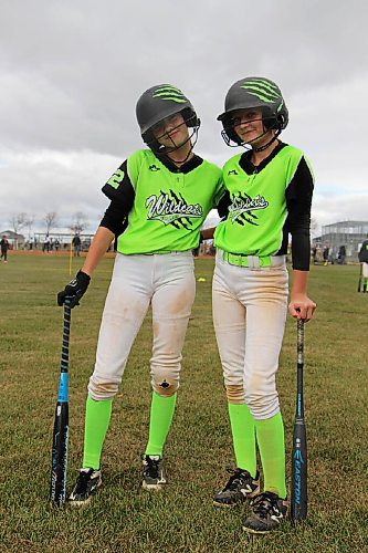 Canstar Community News On the left, Abby Dixon, 13, poses with Danyel Heppner,13, in the midst of warming up before a big game Sept. 27. Both play for the U14 Eastman Wildcats. (GABRIELLE PICHÉ/CANSTAR COMMUNITY NEWS/HEADLINER)