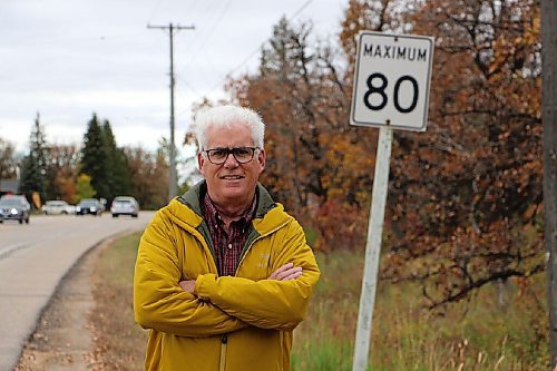 Canstar Community News Dan McInnis believes the government needs to take steps to make Roblin Boulevard safer. Reducing the speed limit from 80 km/h to 70 km/h is one way to do this, he says. Above, he stands beside Roblin Boulevard on Sept. 28. (GABRIELLE PICHÉ/CANSTAR COMMUNITY NEWS/HEADLINER)
