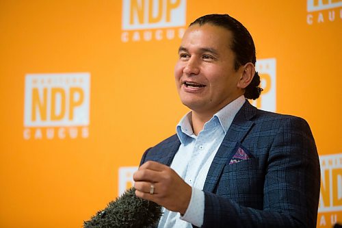 MIKAELA MACKENZIE / WINNIPEG FREE PRESS

NDP leader Wab Kinew speaks to media about the alternative throne speech released today at the Manitoba Legislative Building in Winnipeg on Tuesday, Oct. 6, 2020. For Larry Kusch story.

Winnipeg Free Press 2020