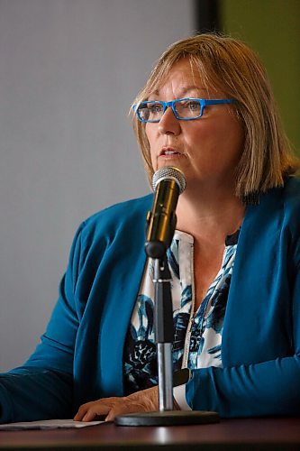 MIKE DEAL / WINNIPEG FREE PRESS
Sonia Prevost-Derbecker, co-author of the equity report and former trustee.
Members of the Winnipeg Indigenous Executive Circle release the findings of the State of Equity in Education Report during a media conference at the Neeginan Centre, 181 Higgins Avenue, Tuesday morning.
The Winnipeg Indigenous Executive Circle is a coalition of Executive Directors of Indigenous community organizations in Winnipeg.
201006 - Tuesday, October 06, 2020.