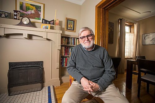 MIKAELA MACKENZIE / WINNIPEG FREE PRESS

Jim Blanchard, author and retired librarian, poses for a portrait in his home in Winnipeg on Wednesday, Oct. 7, 2020. For Ryan Thorpe story.

Winnipeg Free Press 2020