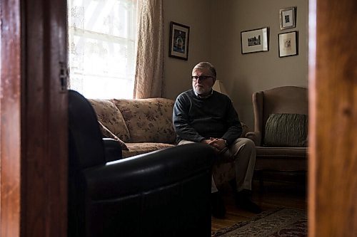 MIKAELA MACKENZIE / WINNIPEG FREE PRESS

Jim Blanchard, author and retired librarian, poses for a portrait in his home in Winnipeg on Wednesday, Oct. 7, 2020. For Ryan Thorpe story.

Winnipeg Free Press 2020