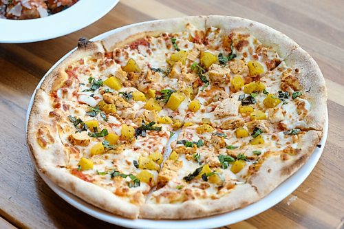 Mike Sudoma / Winnipeg Free Press
A freshly made Chicken and pumpkin pizza, a signature thanksgiving pizza at Carbones in St Vital
October 7, 2020