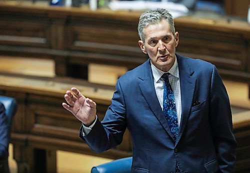 RUTH BONNEVILLE / WINNIPEG FREE PRESS
 
local - question period, legislature 

Manitoba Premier Brian Pallister speaks in the Legislature during the first question period at the Manitoba legislature since late May and the first to involve some MLAs tuning in online.


Oct 8th, 2020