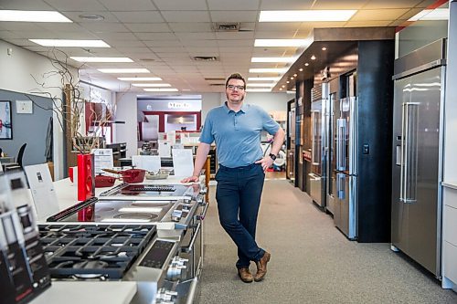 MIKAELA MACKENZIE / WINNIPEG FREE PRESS

Erik Kriewald, operations manager at Stalwart Appliances By Design, poses for a portrait at the store in Winnipeg on Friday, Oct. 9, 2020. For Temur Durrani story.

Winnipeg Free Press 2020