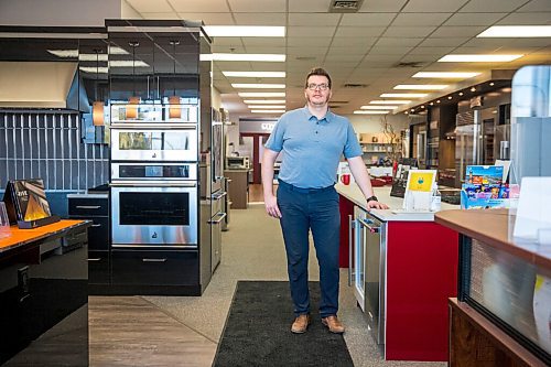 MIKAELA MACKENZIE / WINNIPEG FREE PRESS

Erik Kriewald, operations manager at Stalwart Appliances By Design, poses for a portrait at the store in Winnipeg on Friday, Oct. 9, 2020. For Temur Durrani story.

Winnipeg Free Press 2020