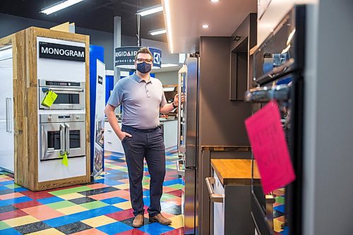 MIKAELA MACKENZIE / WINNIPEG FREE PRESS

Erik Kriewald, operations manager at Stalwart Appliances By Design, poses for a portrait at the store in Winnipeg on Friday, Oct. 9, 2020. For Temur Durrani story.

Winnipeg Free Press 2020