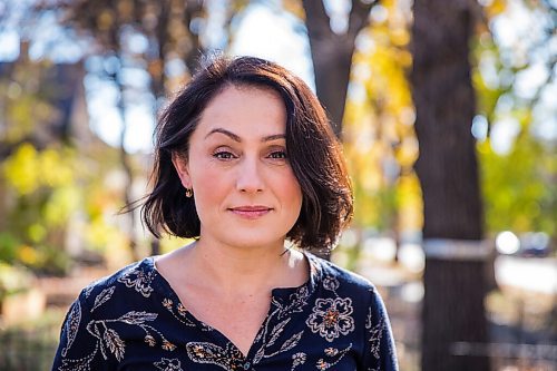 MIKAELA MACKENZIE / WINNIPEG FREE PRESS

Katherine Starzyk, associate professor in social and personality psychology at the University of Manitoba and director of the Social Justice Laboratory, poses for a portrait in Winnipeg on Friday, Oct. 9, 2020. For Danielle Da Silva story.

Winnipeg Free Press 2020