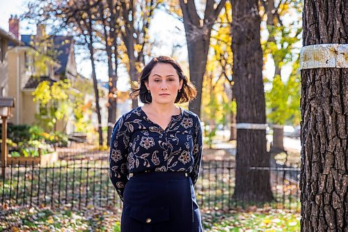 MIKAELA MACKENZIE / WINNIPEG FREE PRESS

Katherine Starzyk, associate professor in social and personality psychology at the University of Manitoba and director of the Social Justice Laboratory, poses for a portrait in Winnipeg on Friday, Oct. 9, 2020. For Danielle Da Silva story.

Winnipeg Free Press 2020