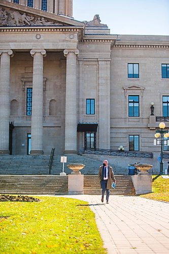 MIKAELA MACKENZIE / WINNIPEG FREE PRESS

Dr. Brent Roussin, chief public health officer, walks out after speaking to the media at the Manitoba Legislative Building in Winnipeg on Tuesday, Oct. 13, 2020. For Danielle story.

Winnipeg Free Press 2020