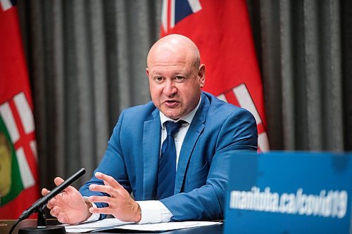 MIKAELA MACKENZIE / WINNIPEG FREE PRESS

Dr. Brent Roussin, chief public health officer, speaks to the media at the Manitoba Legislative Building in Winnipeg on Tuesday, Oct. 13, 2020. For Danielle story.

Winnipeg Free Press 2020