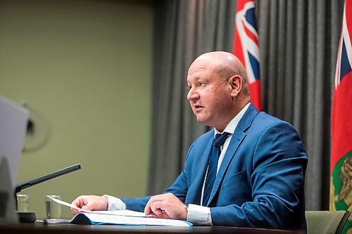 MIKAELA MACKENZIE / WINNIPEG FREE PRESS

Dr. Brent Roussin, chief public health officer, speaks to the media at the Manitoba Legislative Building in Winnipeg on Tuesday, Oct. 13, 2020. For Danielle story.

Winnipeg Free Press 2020