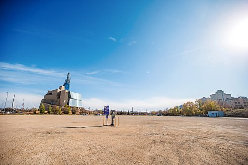 MIKAELA MACKENZIE / WINNIPEG FREE PRESS

A parking lot at Israel Asper Way and Provencher Boulevard, where Corinne Goldrup has had issues cancelling her parking pass, in Winnipeg on Wednesday, Oct. 14, 2020. For Kellen story.

Winnipeg Free Press 2020