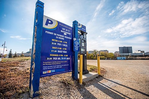 MIKAELA MACKENZIE / WINNIPEG FREE PRESS

A parking lot at Israel Asper Way and Provencher Boulevard, where Corinne Goldrup has had issues cancelling her parking pass, in Winnipeg on Wednesday, Oct. 14, 2020. For Kellen story.

Winnipeg Free Press 2020