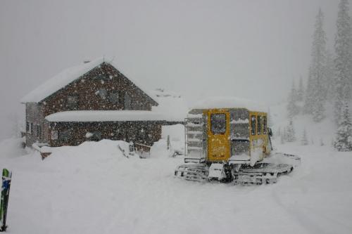 snowcat backup - Patric Maloney  for travel story by Rob Knodel winnipeg free press