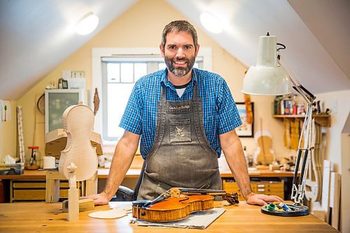 MIKAELA MACKENZIE / WINNIPEG FREE PRESS

Garth Lee poses for a portrait in his studio, where he builds violins, violas, and cellos from scratch, in Winnipeg on Friday, Oct. 16, 2020. For Holly Harris story.

Winnipeg Free Press 2020