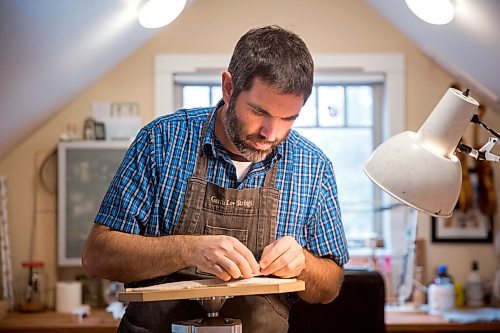 MIKAELA MACKENZIE / WINNIPEG FREE PRESS

Garth Lee works in his studio, where he builds violins, violas, and cellos from scratch, in Winnipeg on Friday, Oct. 16, 2020. For Holly Harris story.

Winnipeg Free Press 2020