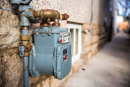 MIKAELA MACKENZIE / WINNIPEG FREE PRESS

A hydro meter in Winnipeg on Friday, Oct. 16, 2020. For Temur Durrani story.

Winnipeg Free Press 2020