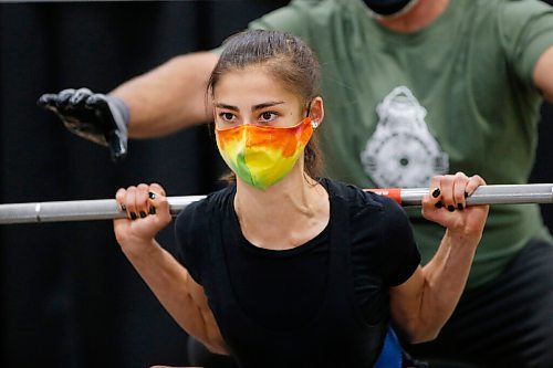 JOHN WOODS / WINNIPEG FREE PRESS
Taylor Armstrong lifts at the Manitoba Powerlifting Association competition at the Central Plains Recplex in Southport, MB, Sunday, October 18, 2020. 

Reporter: Allen