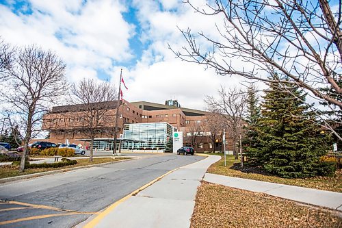 MIKAELA MACKENZIE / WINNIPEG FREE PRESS

Seven Oaks Hospital in Winnipeg on Monday, Oct. 19, 2020. For JS story.

Winnipeg Free Press 2020