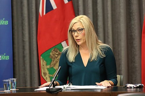 MIKE DEAL / WINNIPEG FREE PRESS

Municipal Relations Minister Rochelle Squires announces during a press conference Thursday morning, that the government will be handing over $100 million to Manitoba municipalities as part of the federal Safe Restart Agreement. 
201022 - Thursday, October 22, 2020