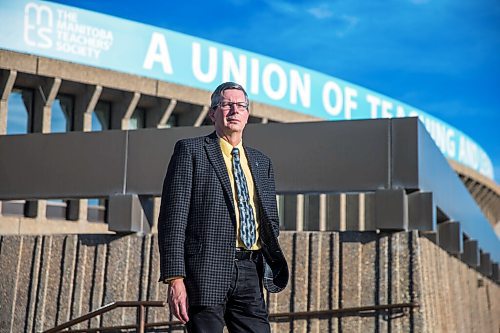 MIKAELA MACKENZIE / WINNIPEG FREE PRESS

Manitoba Teachers' Society president James Bedford poses for a portrait at the organization's headquarters in Winnipeg on Thursday, Oct. 22, 2020. For Maggie Macintosh story.

Winnipeg Free Press 2020