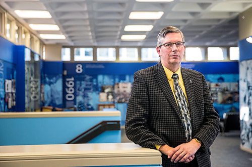 MIKAELA MACKENZIE / WINNIPEG FREE PRESS

Manitoba Teachers' Society president James Bedford poses for a portrait at the organization's headquarters in Winnipeg on Thursday, Oct. 22, 2020. For Maggie Macintosh story.

Winnipeg Free Press 2020