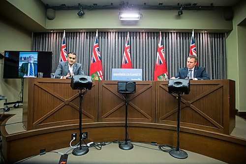 MIKAELA MACKENZIE / WINNIPEG FREE PRESS

Executive director for Manitoba Corrections Greg Skelly (left), Dr. Jazz Atwal, and justice minister Cliff Cullen speak at a press conference at the Manitoba Legislative Building in Winnipeg on Monday, Oct. 26, 2020. For Carol Sanders story.

Winnipeg Free Press 2020