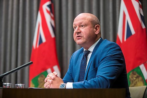 MIKAELA MACKENZIE / WINNIPEG FREE PRESS

Dr. Brent Roussin, chief provincial public health officer, speaks about the latest COVID-19 numbers in a press conference at the Manitoba Legislative Building in Winnipeg on Monday, Oct. 26, 2020. For Danielle Da Silva story.

Winnipeg Free Press 2020