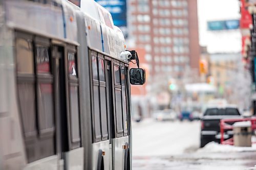 MIKAELA MACKENZIE / WINNIPEG FREE PRESS

The bus stop at Portage Avenue and Colony Street in Winnipeg on Wednesday, Oct. 28, 2020. For JS story.

Winnipeg Free Press 2020