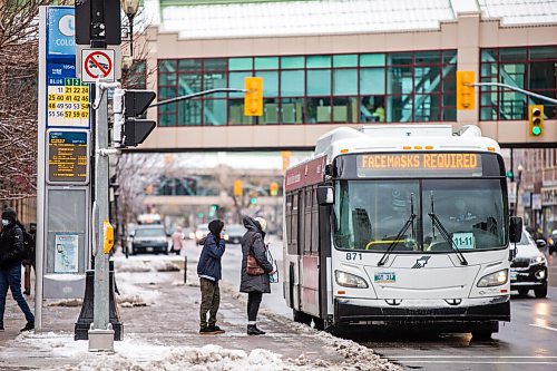 MIKAELA MACKENZIE / WINNIPEG FREE PRESS

The bus stop at Portage Avenue and Colony Street in Winnipeg on Wednesday, Oct. 28, 2020. For JS story.

Winnipeg Free Press 2020