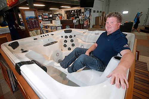 JOHN WOODS / WINNIPEG FREE PRESS
Dustin Last, sales manager at Arctic Spas in Oak Bluff, is photographed in their showroom  Wednesday, October 28, 2020. Winter activity salespeople are reporting there has been an an increase in revenue since start of COVID.

Reporter: Malak